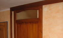 Dveře interiérové posuvné na stěně Bruno