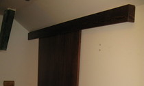 Dveře interiérové posuvné na stěně Bruno2